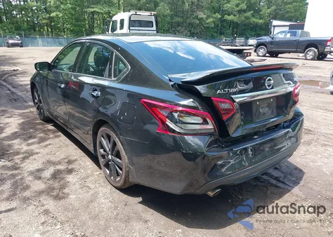 2017 Nissan Altima 2.5 Sr z USA, uszkodzony, nr VIN 1N4AL3AP8HC222679